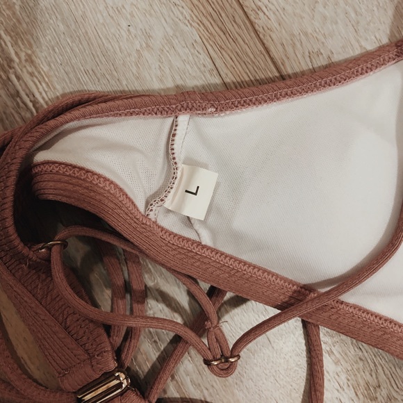 SOLD IN BUNDLE mauve strappy clasp bikini top - Picture 5 of 5